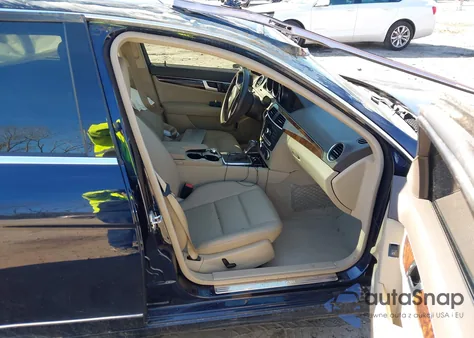 2013 Mercedes-Benz C 250 Sport from USA, damaged, VIN WDDGF4HB2DA784794